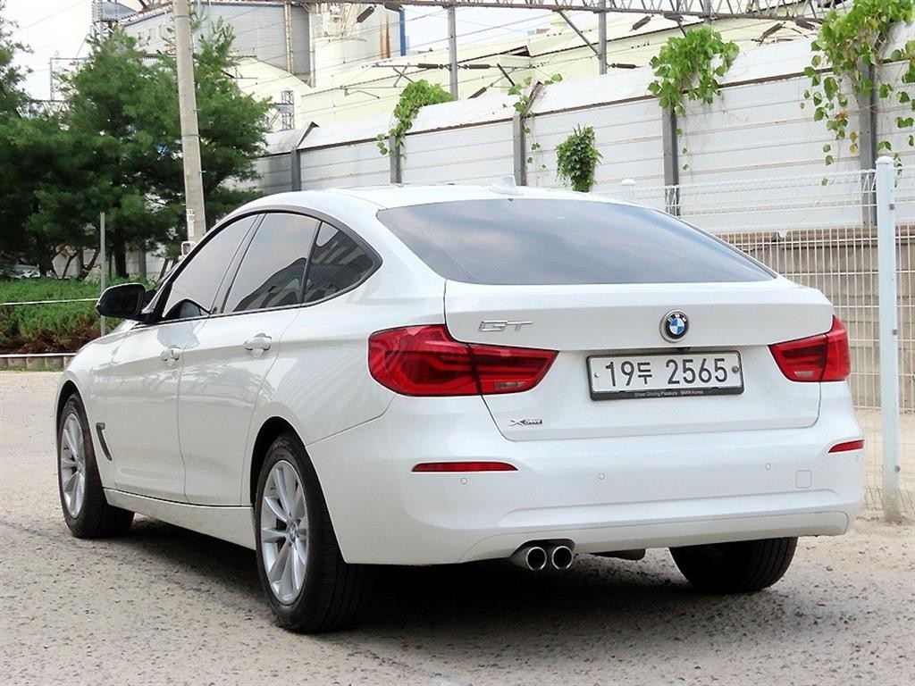 BMW 그란투리스모 3시리즈 GT (F34) GT 320D xDrive 이미지 3