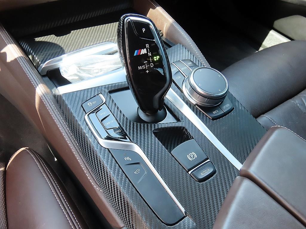 BMW 5시리즈 5시리즈 (G30) 530i xDrive M 스포츠 플러스 이미지 11