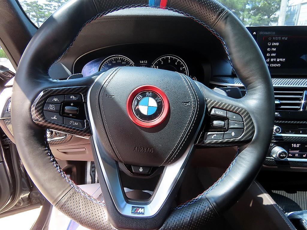 BMW 5시리즈 5시리즈 (G30) 530i xDrive M 스포츠 플러스 이미지 8