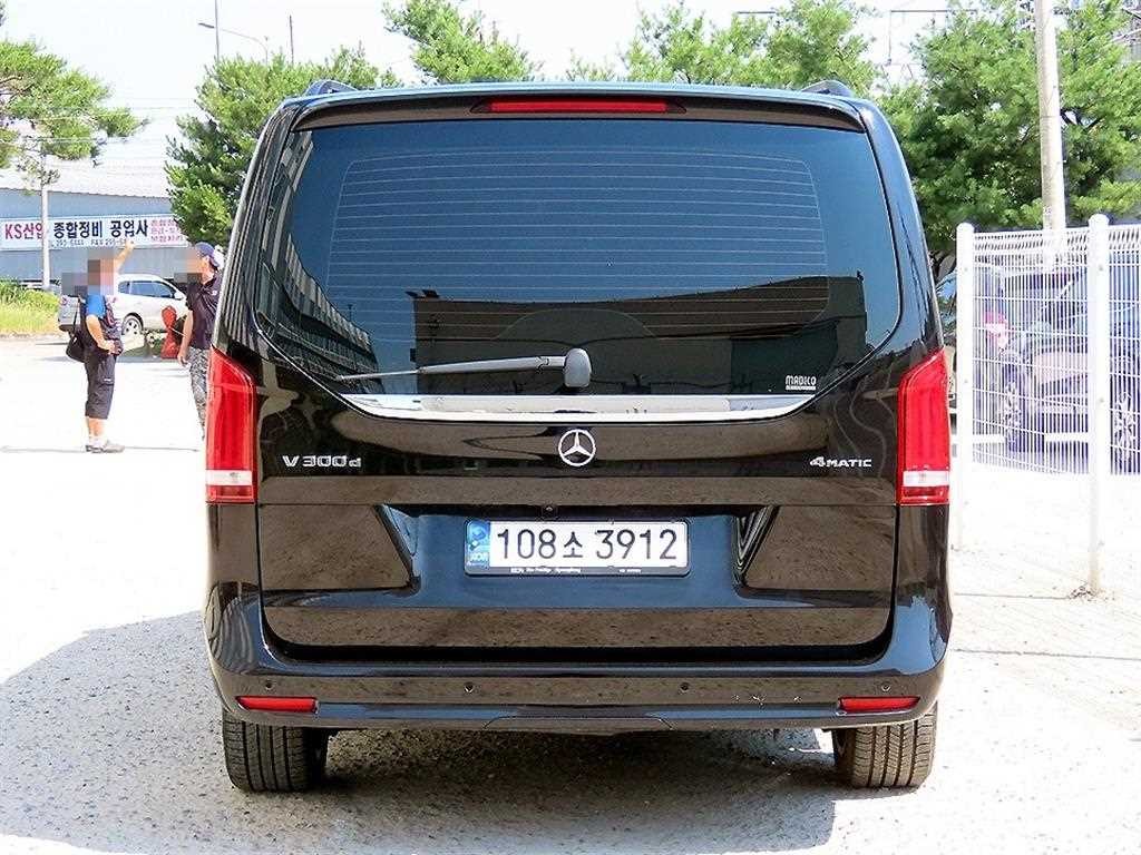 벤츠 V 클래스 V클래스 V300 d 이미지 4