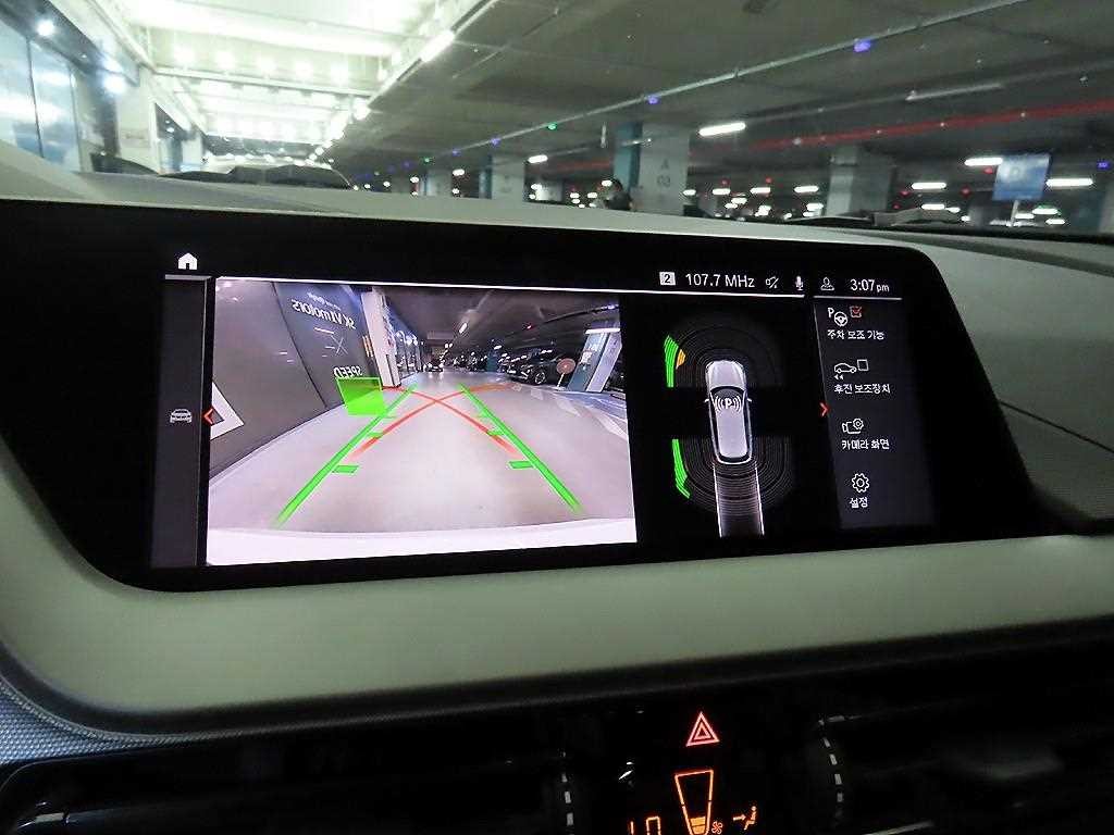 BMW 1시리즈 1시리즈 (F40) 118d 조이 퍼스트 에디션 이미지 13