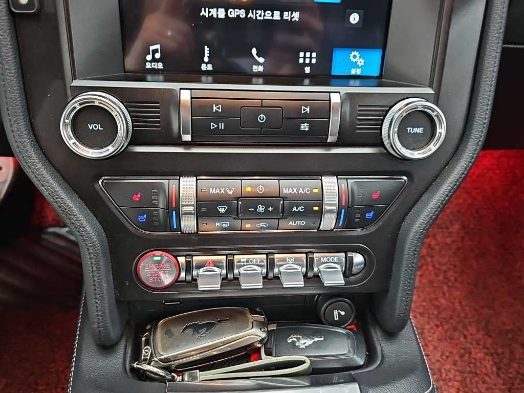 포드 머스탱 머스탱 6세대 2.3 쿠페 프리미엄 이미지 10
