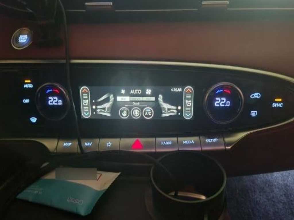 제네시스 GV70 2.5T 가솔린 2WD 스포츠 이미지 15