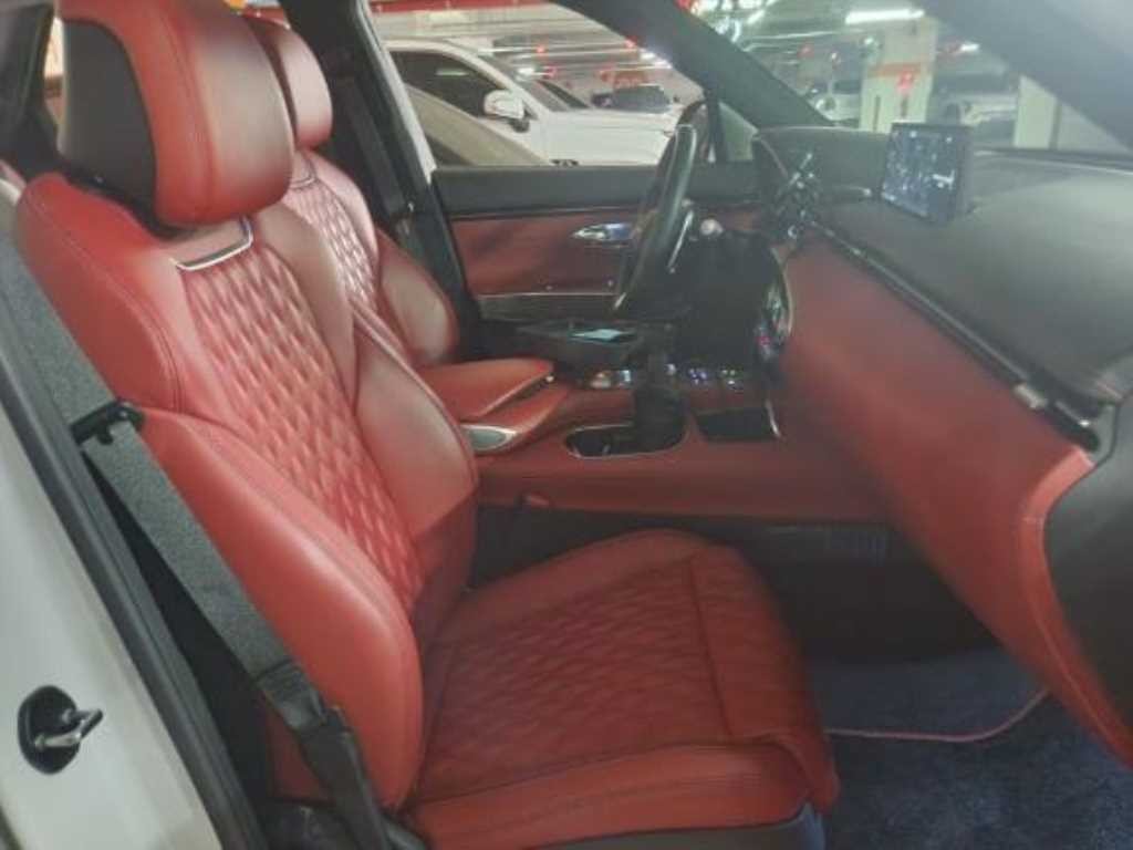 제네시스 GV70 2.5T 가솔린 2WD 스포츠 이미지 6