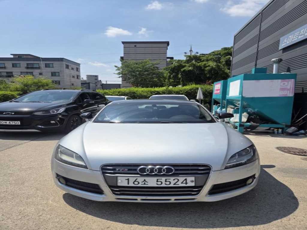아우디 TT 뉴TT 2.0 TFSI 쿠페 이미지 1