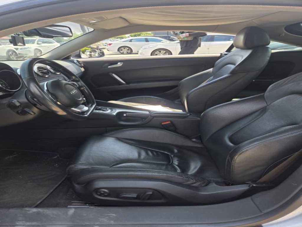 아우디 TT 뉴TT 2.0 TFSI 쿠페 이미지 4