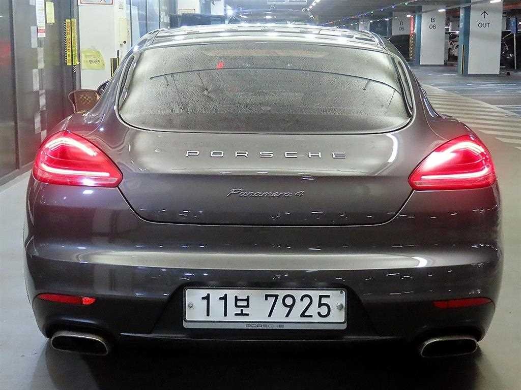 포르쉐 파나메라 3.6 AWD 이미지 5