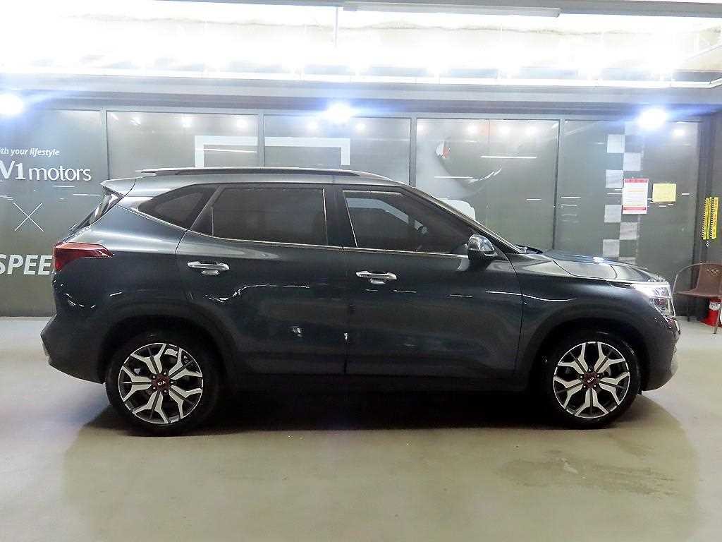 기아 셀토스 디젤 1.6 2WD 노블레스 이미지 3