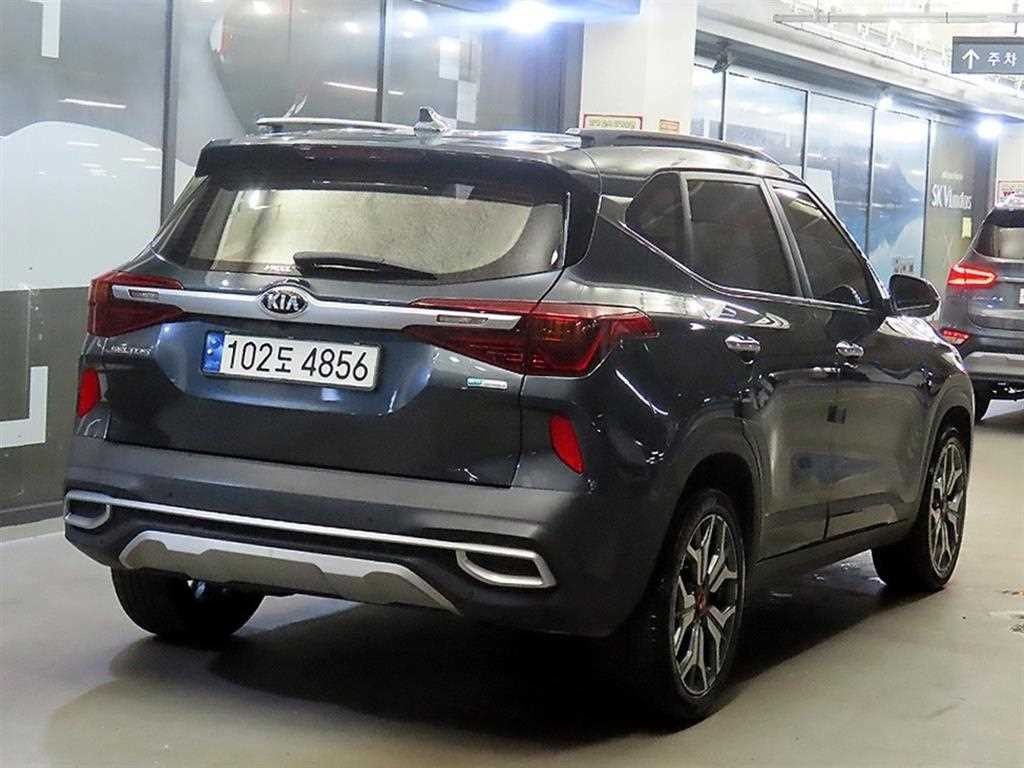 기아 셀토스 디젤 1.6 2WD 노블레스 이미지 4