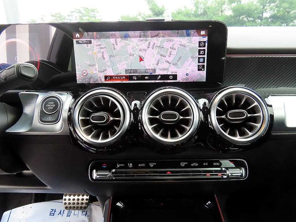 벤츠 GLB 클래스 GLB클래스 X247 GLB 250 4MATIC 이미지 12