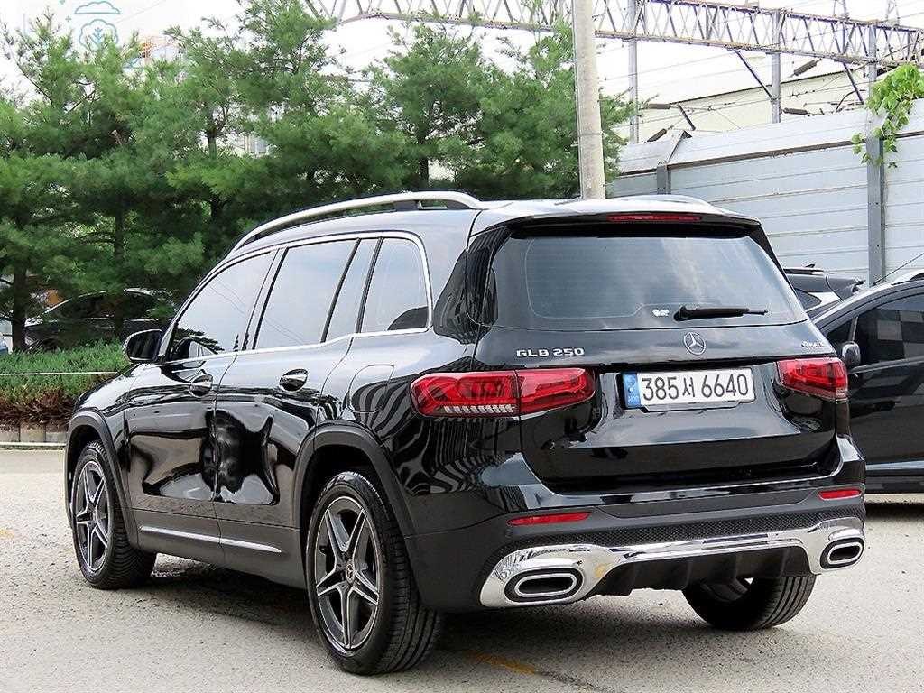 벤츠 GLB 클래스 GLB클래스 X247 GLB 250 4MATIC 이미지 3