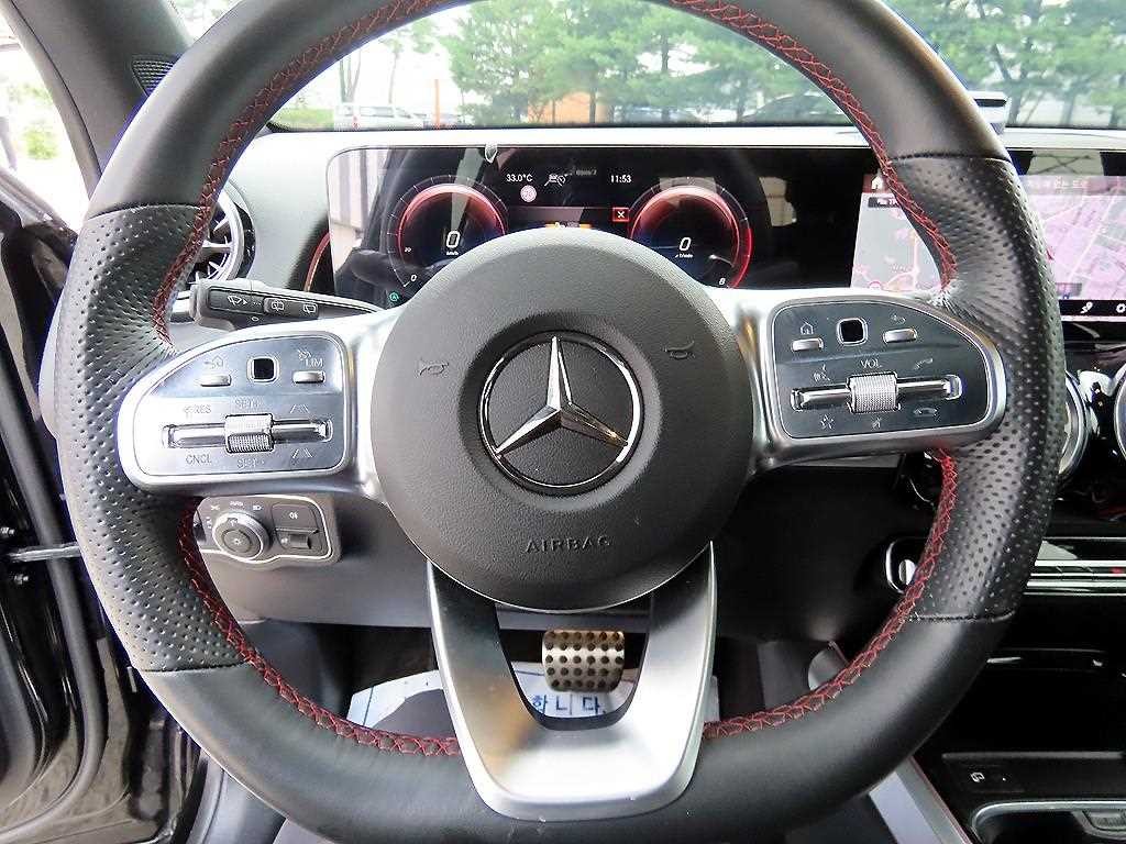 벤츠 GLB 클래스 GLB클래스 X247 GLB 250 4MATIC 이미지 8