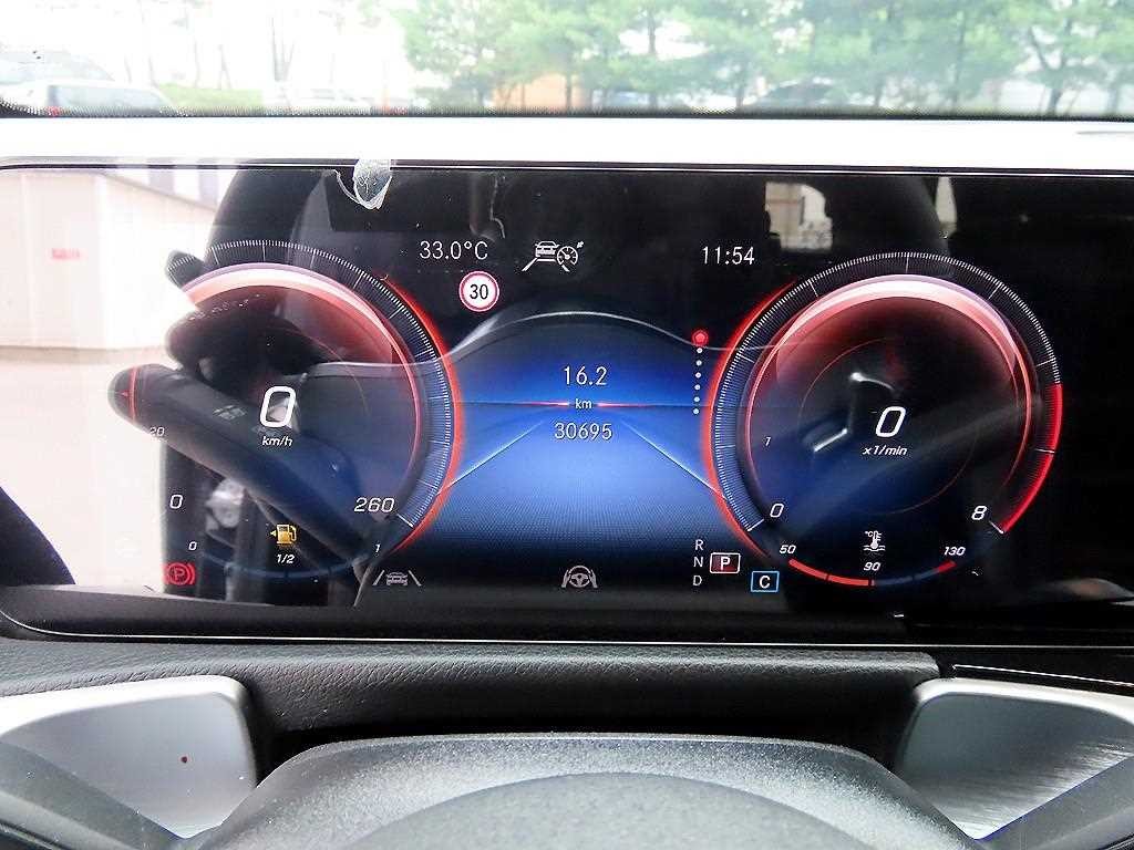 벤츠 GLB 클래스 GLB클래스 X247 GLB 250 4MATIC 이미지 9