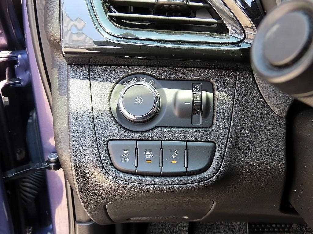 쉐보레 스파크 더 넥스트 스파크 LTZ C-TECH 이미지 12