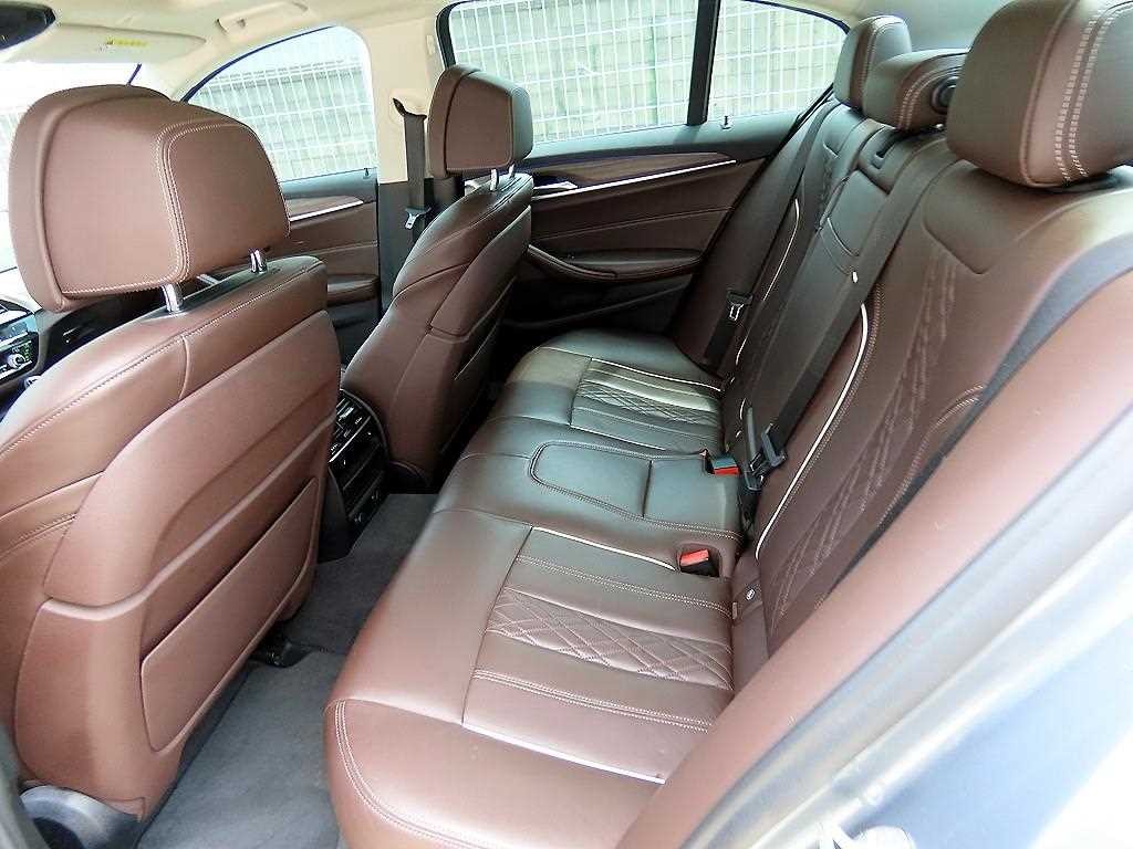 BMW 5시리즈 5시리즈 (G30) 530i 럭셔리 플러스 이미지 6