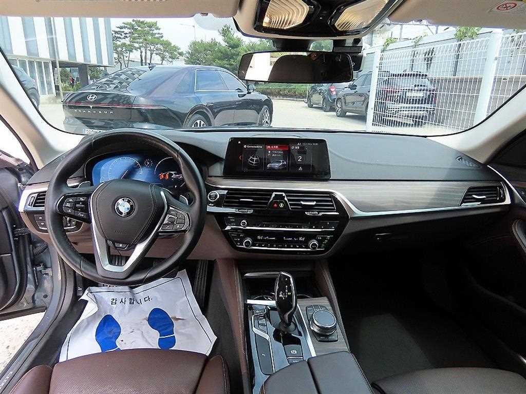 BMW 5시리즈 5시리즈 (G30) 530i 럭셔리 플러스 이미지 7