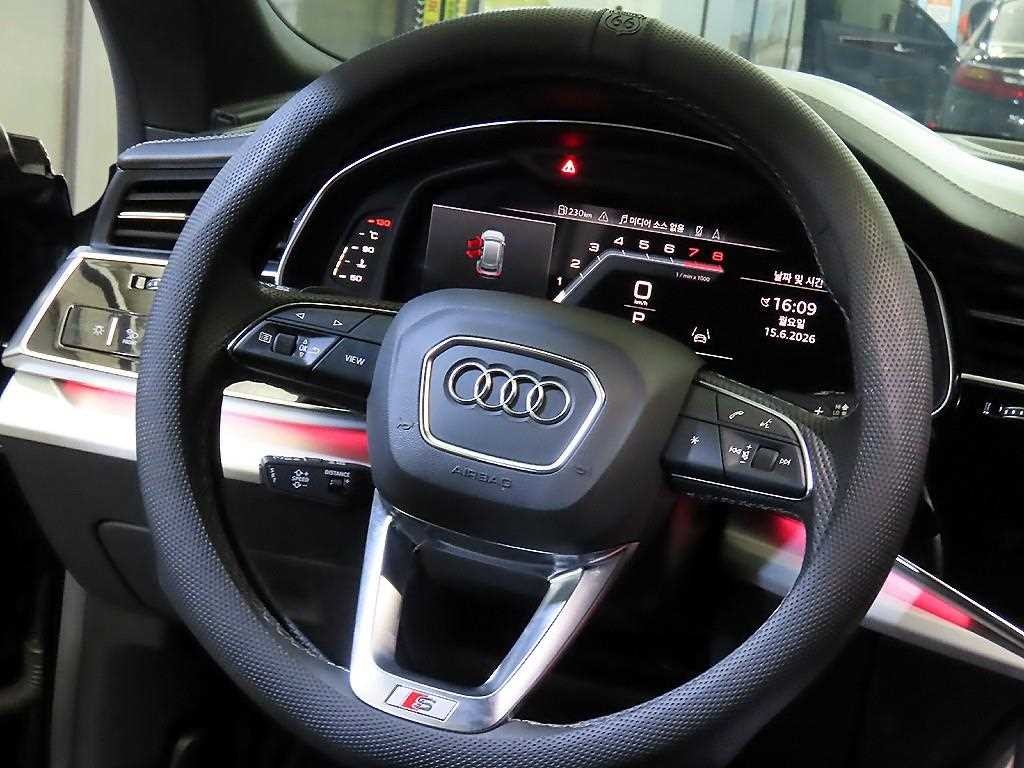 아우디 Q8 55 TFSI 콰트로 프리미엄 이미지 8