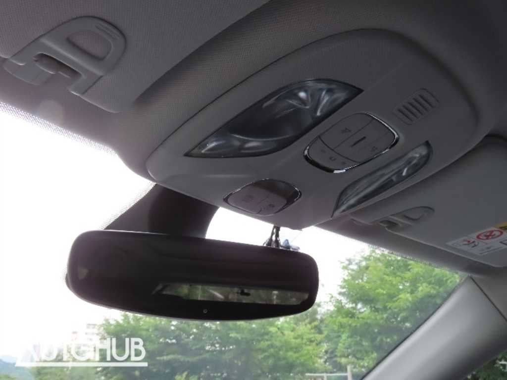 지프 컴패스 컴패스 2세대 2.4 AWD 리미티드 이미지 11