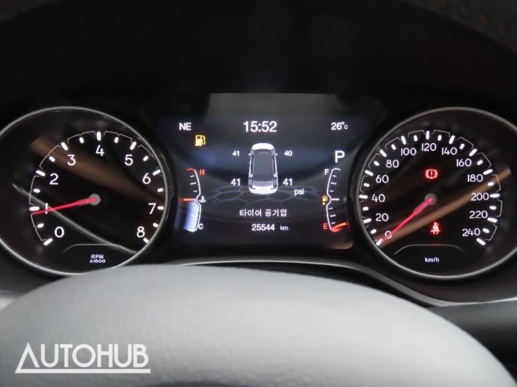 지프 컴패스 컴패스 2세대 2.4 AWD 리미티드 이미지 6