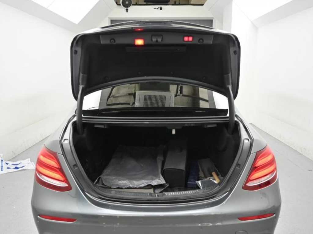 벤츠 E 클래스 E-클래스 W213 E350 4MATIC AMG LINE 이미지 18