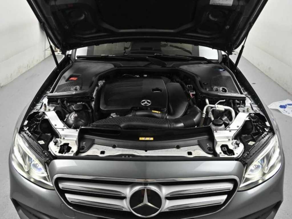 벤츠 E 클래스 E-클래스 W213 E350 4MATIC AMG LINE 이미지 6