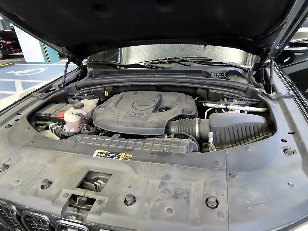 지프 체로키 그랜드 체로키(WL) 3.6 L 오버랜드 이미지 19