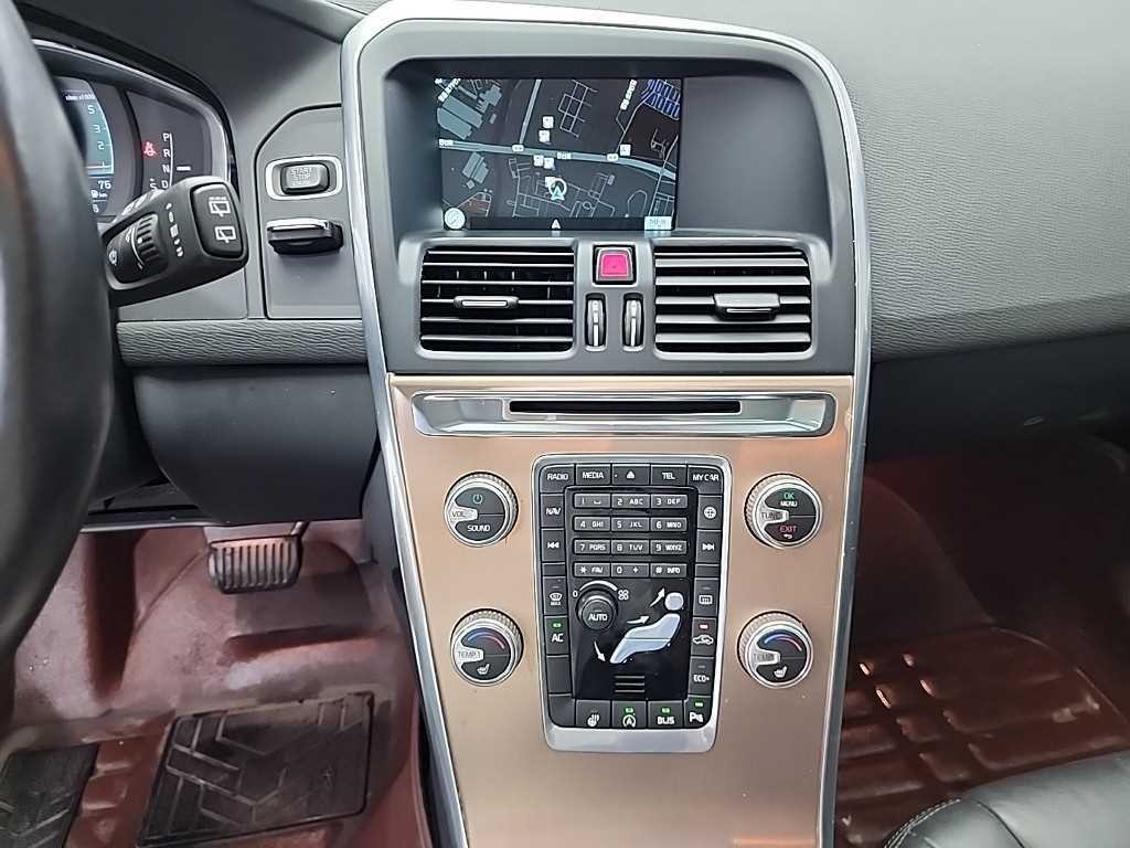 볼보 XC60 D3 이미지 10