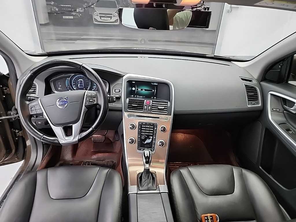 볼보 XC60 D3 이미지 7