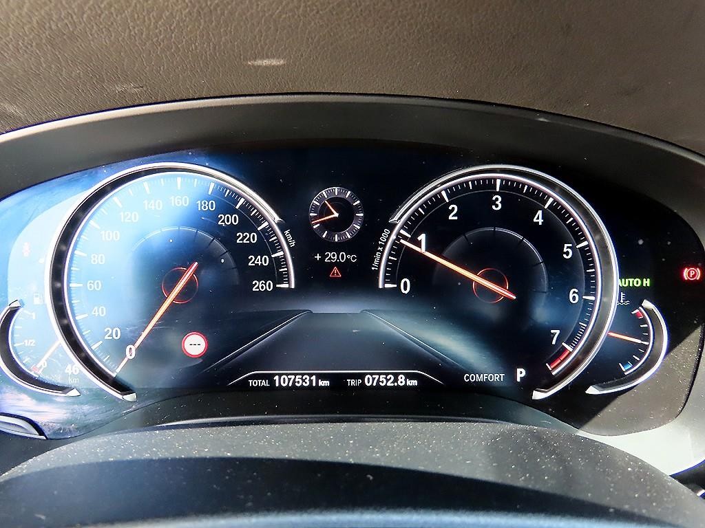 BMW 5시리즈 5시리즈 (G30) 530i xDrive M 스포츠 이미지 9