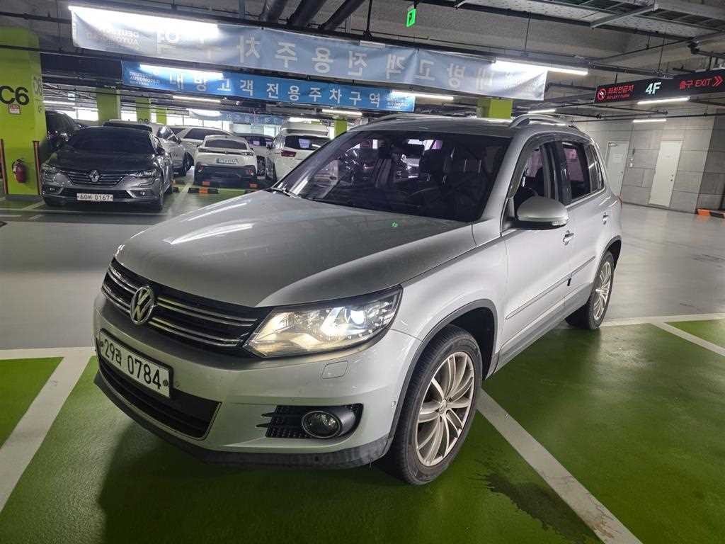 폭스바겐 티구안 뉴티구안 2.0 TDI 프리미엄 이미지 10