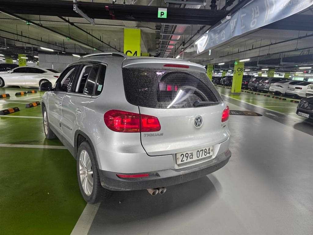 폭스바겐 티구안 뉴티구안 2.0 TDI 프리미엄 이미지 13