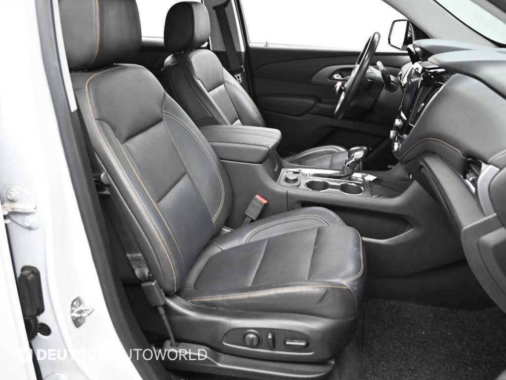 쉐보레 트래버스 3.6 AWD 레드라인 이미지 11