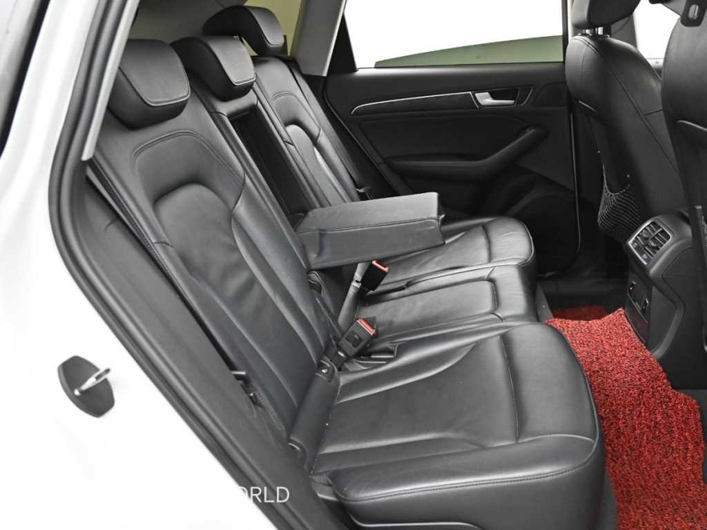 아우디 Q5 45 TDI 콰트로 이미지 12