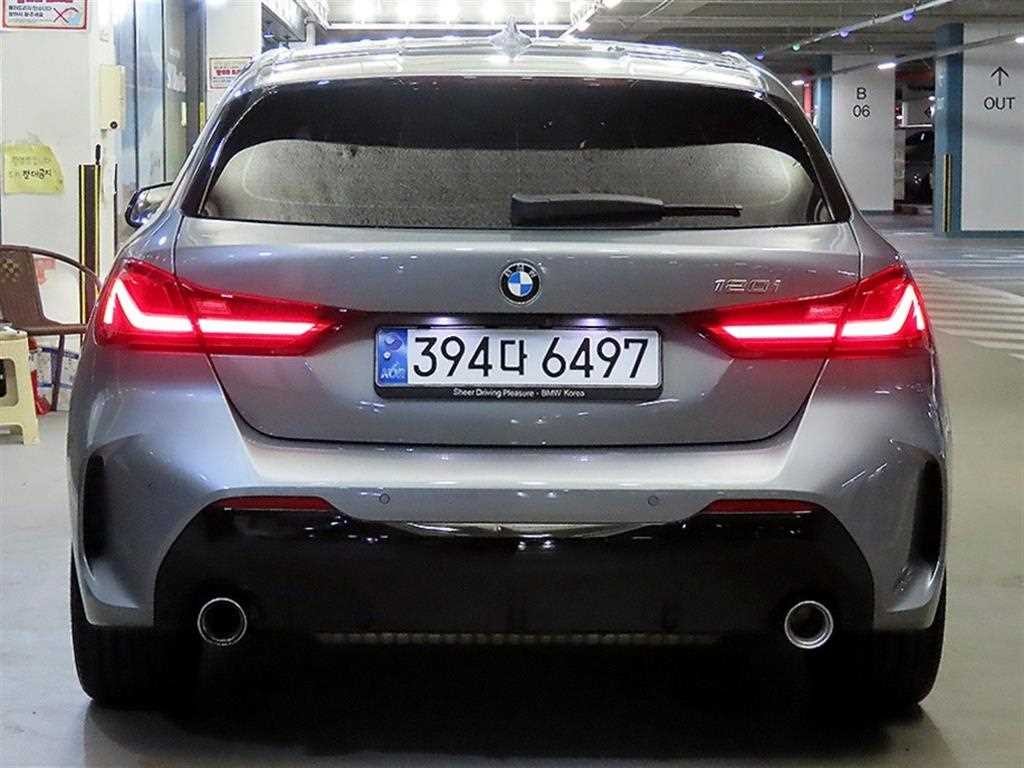 BMW 1시리즈 1시리즈 (F40) 120i M 스포츠 이미지 5