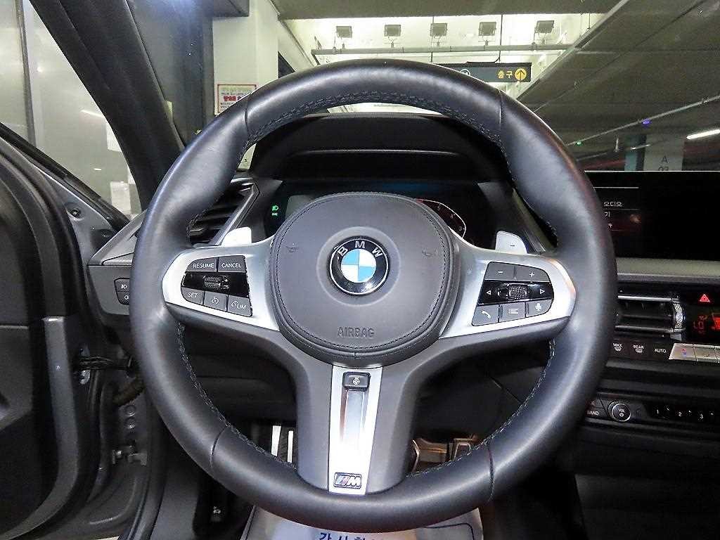 BMW 1시리즈 1시리즈 (F40) 120i M 스포츠 이미지 8