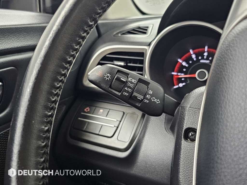 KG모빌리티(쌍용) 티볼리 가솔린 2WD 1.6 VX 이미지 15