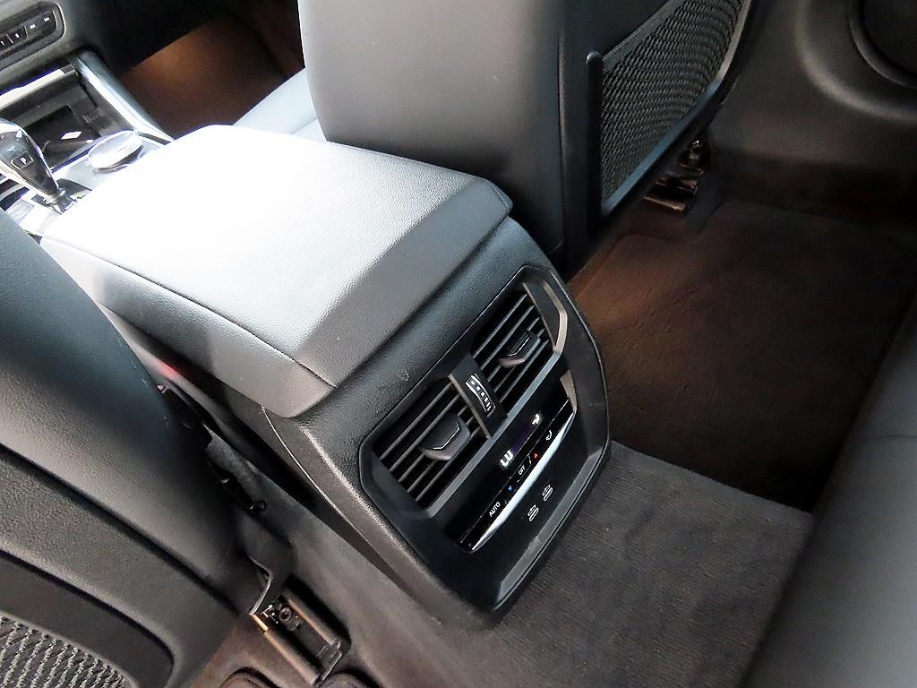 BMW 3시리즈 3시리즈 (G20) 320i 이미지 17