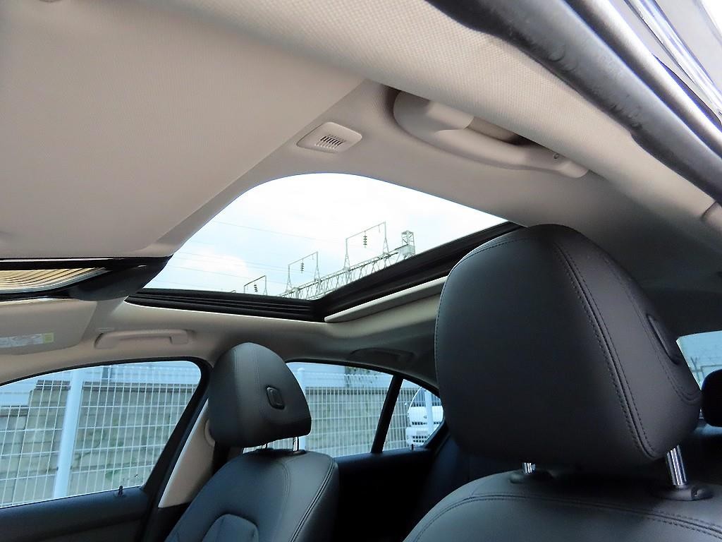 BMW 3시리즈 3시리즈 (G20) 320i 이미지 18