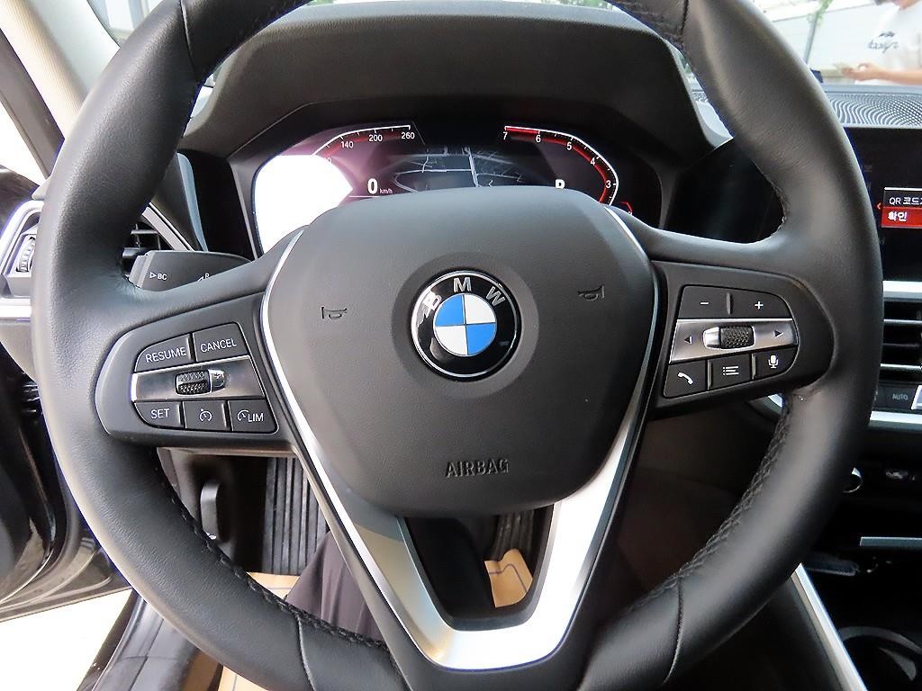 BMW 3시리즈 3시리즈 (G20) 320i 이미지 8