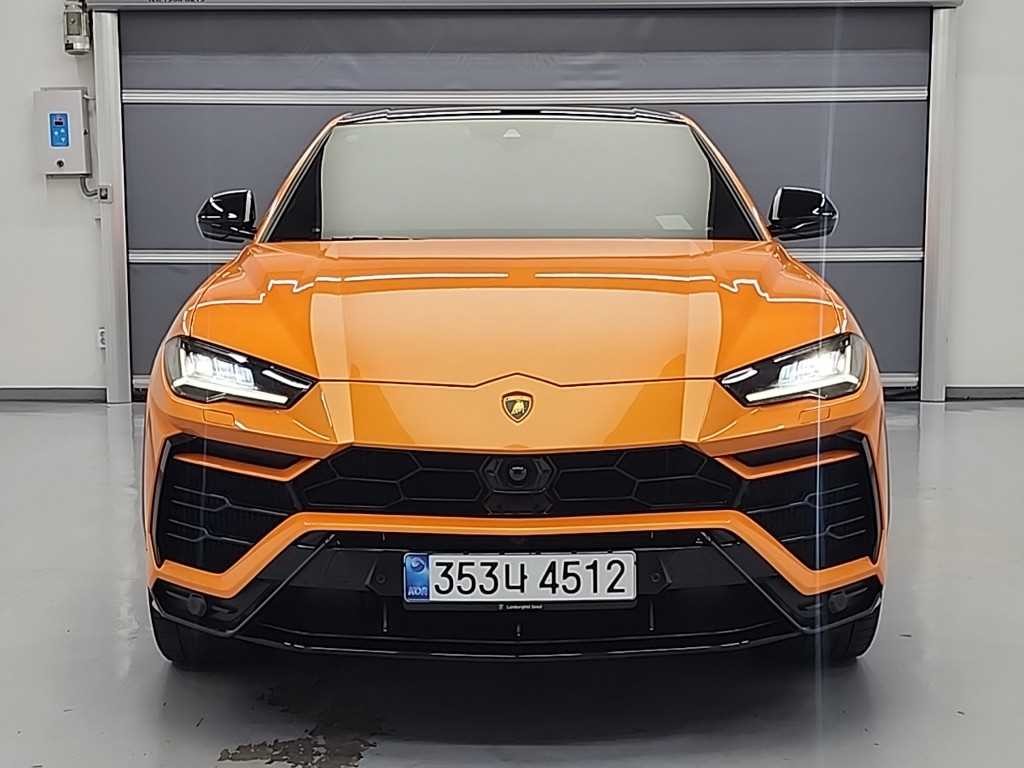 람보르기니 우루스 4.0 V8 이미지 2