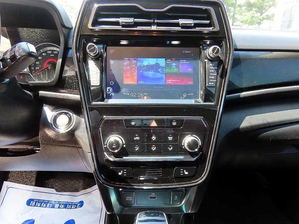 KG모빌리티(쌍용) 티볼리 베리 뉴 티볼리 2WD 가솔린 1.5 V5 이미지 13
