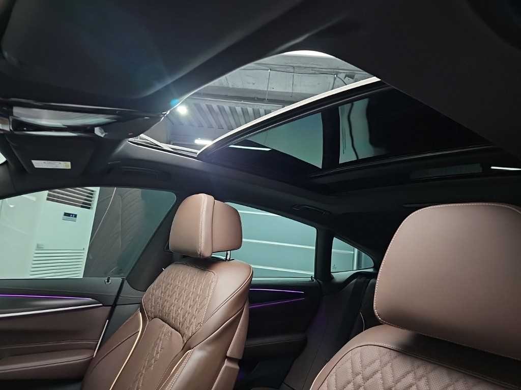 BMW 그란투리스모 6시리즈 GT (G32) 620d xDrive M 스포츠 이미지 14