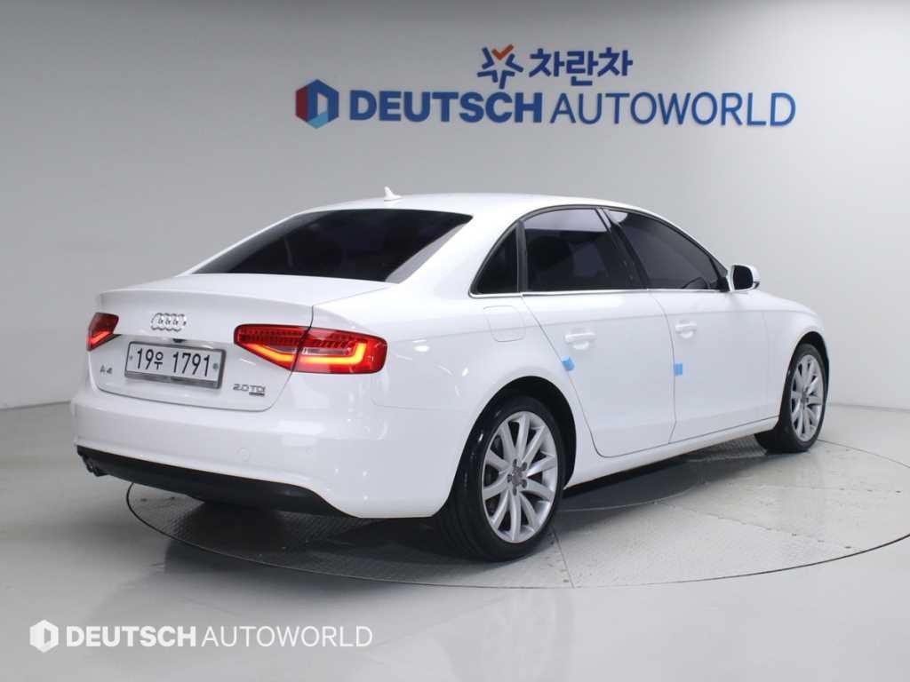 아우디 A4 뉴 A4 2.0 TDI 콰트로 다이나믹 이미지 2