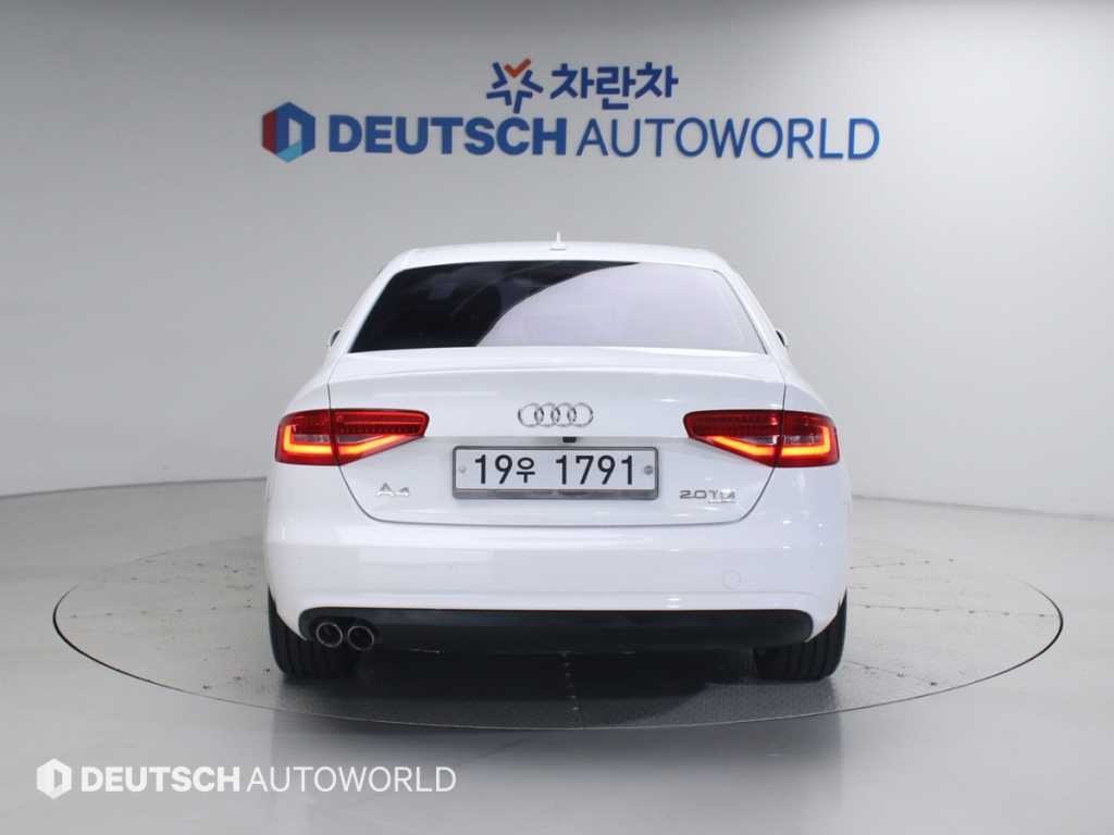 아우디 A4 뉴 A4 2.0 TDI 콰트로 다이나믹 이미지 4