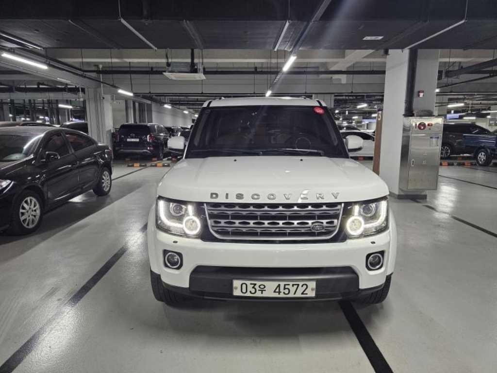 랜드로버 디스커버리 디스커버리4 3.0 SDV6 SE 이미지 3