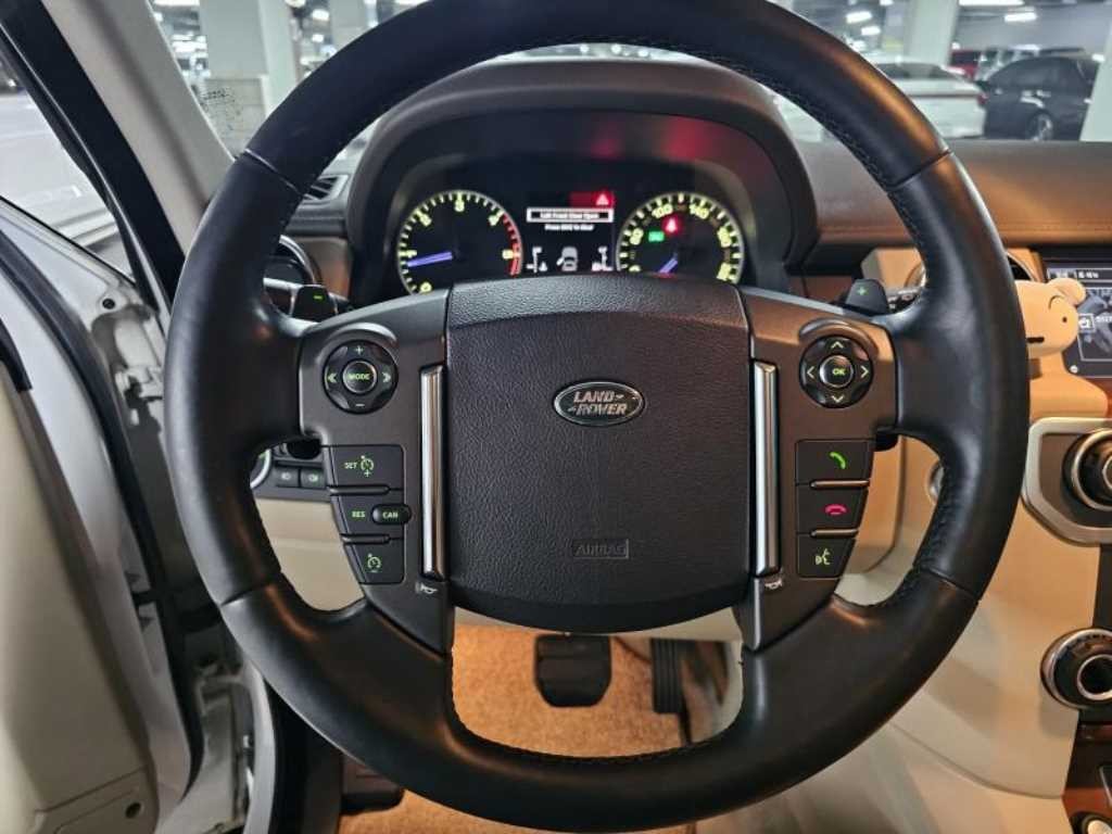 랜드로버 디스커버리 디스커버리4 3.0 SDV6 SE 이미지 9