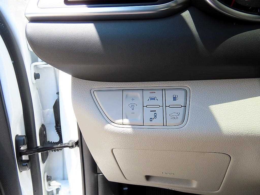제네시스 G70 2.0T 엘리트 이미지 12