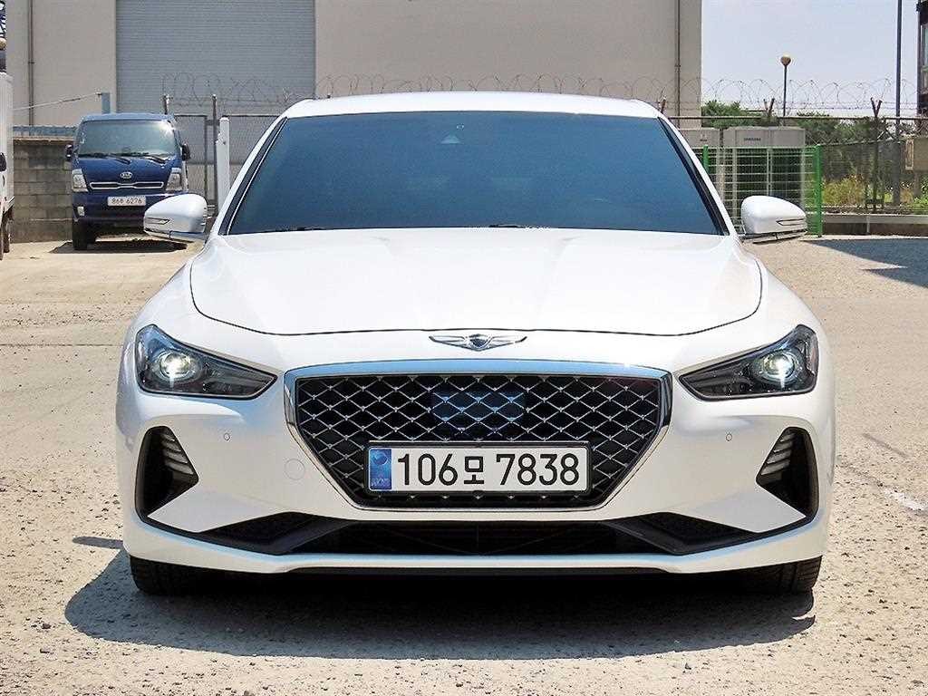 제네시스 G70 2.0T 엘리트 이미지 2