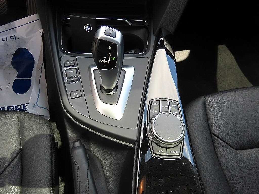 BMW 그란투리스모 3시리즈 GT (F34) GT 320D 이미지 11