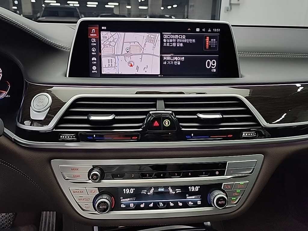 BMW 7시리즈 7시리즈 (G11) 730d xDrive M 스포츠 이미지 10